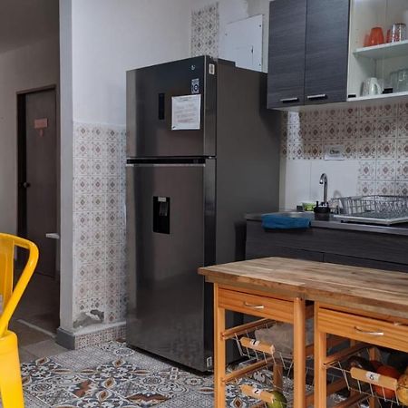 メデジン Casa Tuvia Parqueホステル エクステリア 写真