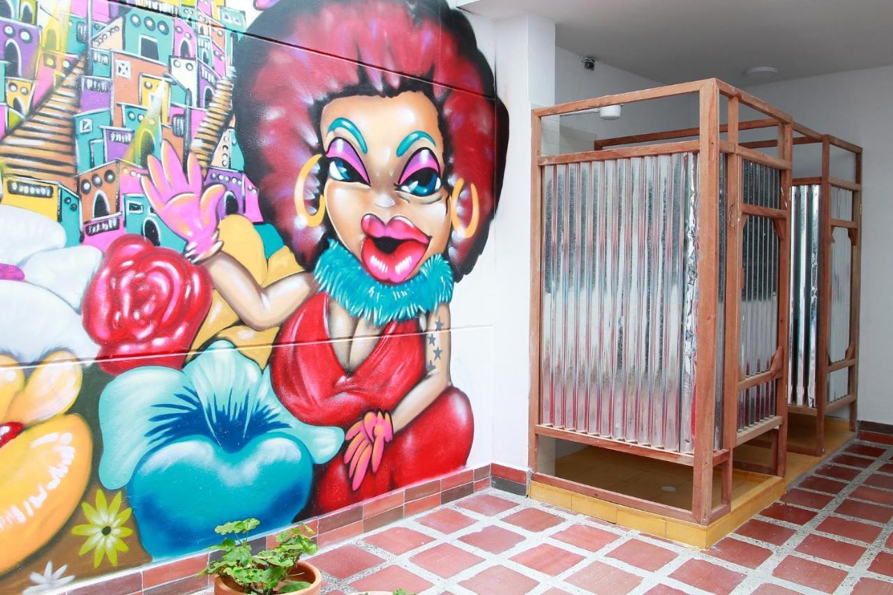メデジン Casa Tuvia Parqueホステル エクステリア 写真